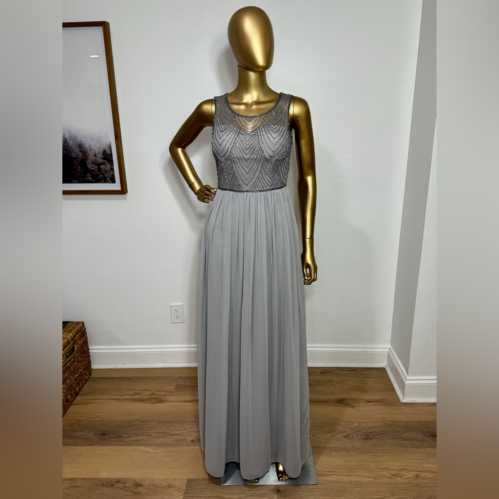 NEW David's Bridal Beaded Long Dress w/Open Back Ball Gown Formal 2 Light Gray